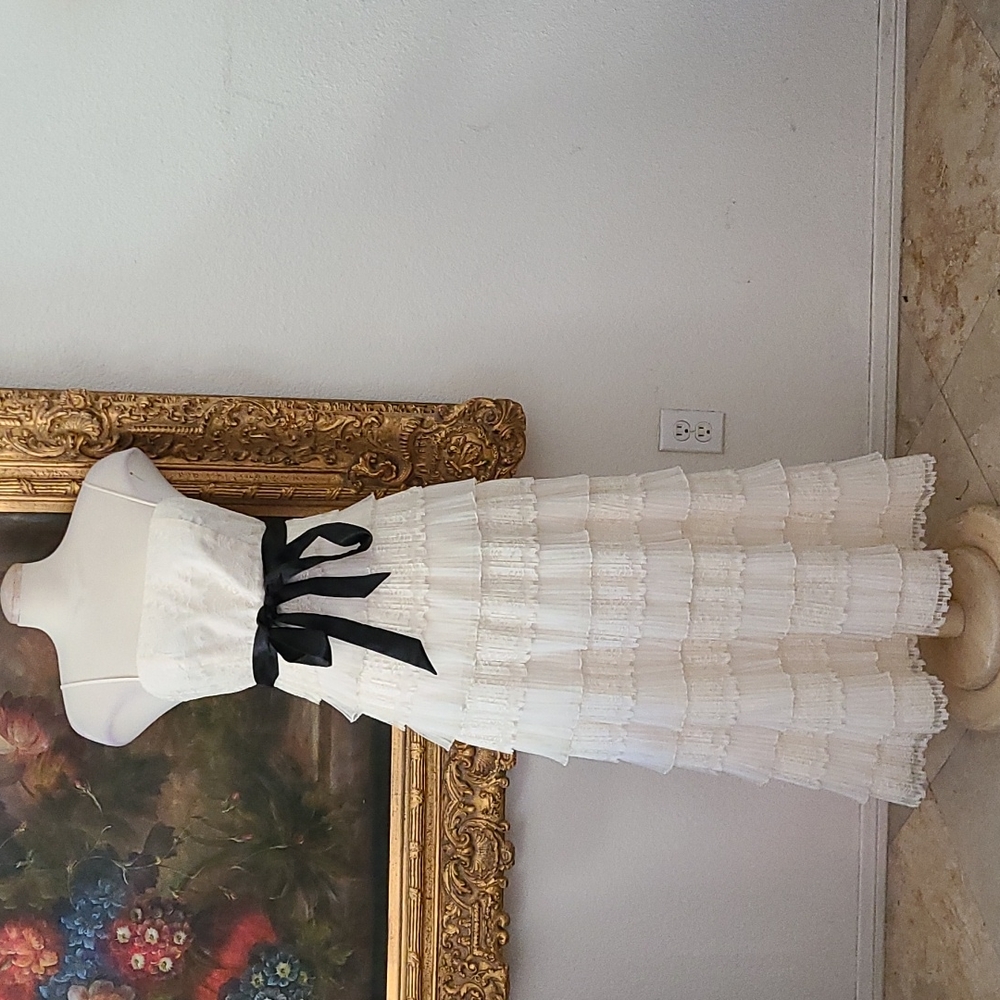 White Vintage  Dress Masquerade size 7/8